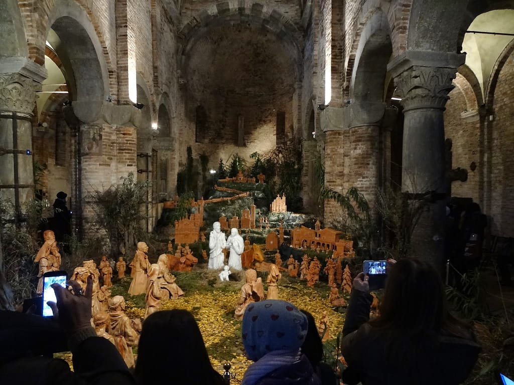 bologna kilise