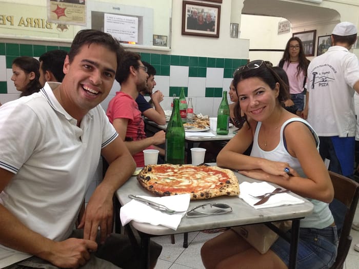 Napoli - Pompeii napoli pizzacı Da michele